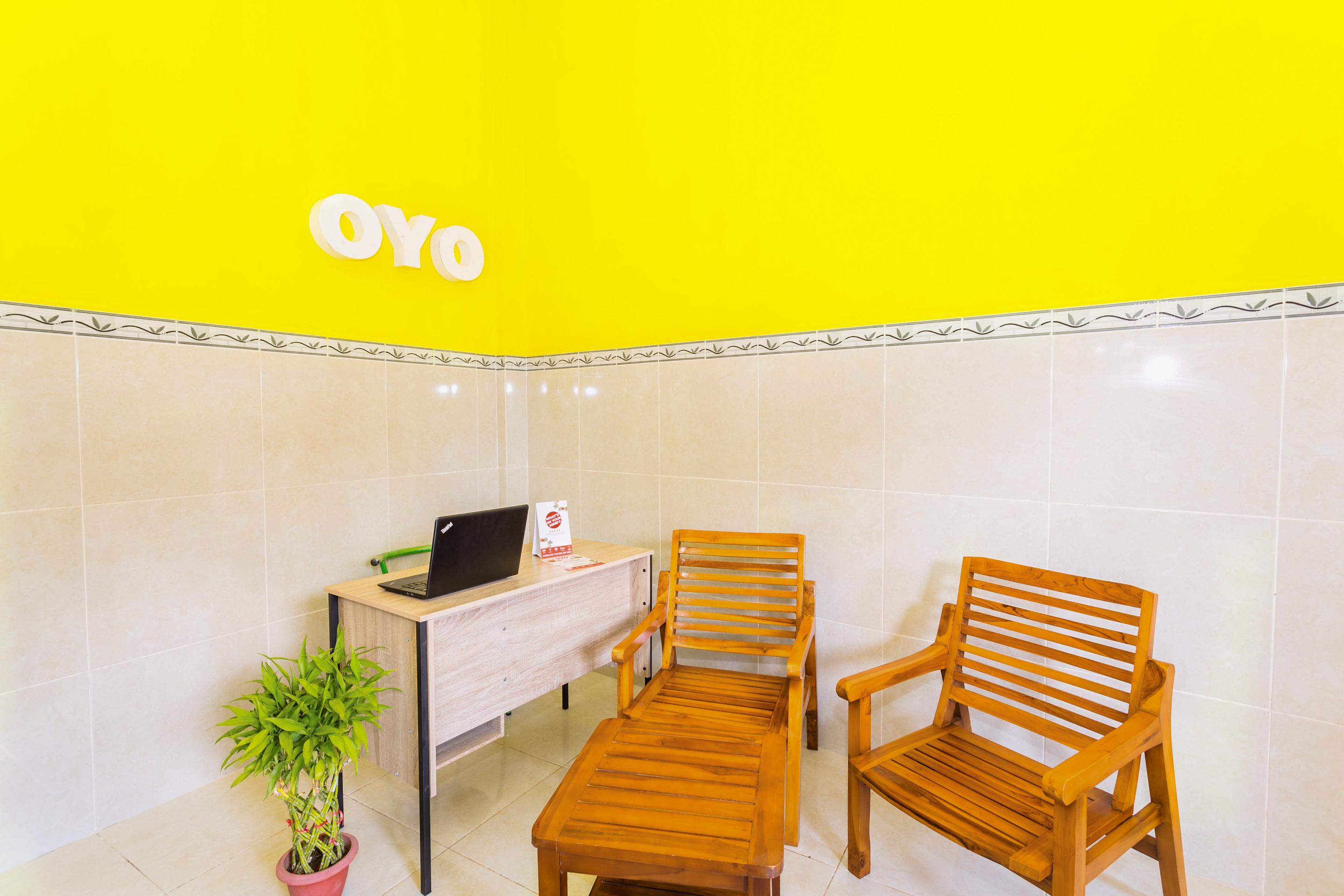 马塔兰 Oyo 1427阿扎拉伊斯兰旅馆酒店 外观 照片